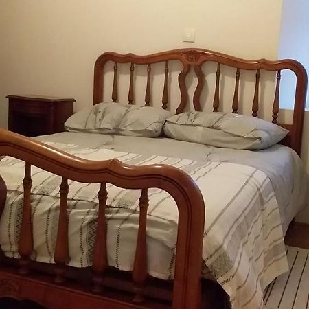 Ferme Maya Saint-Genet-Lerpt Ngoại thất bức ảnh